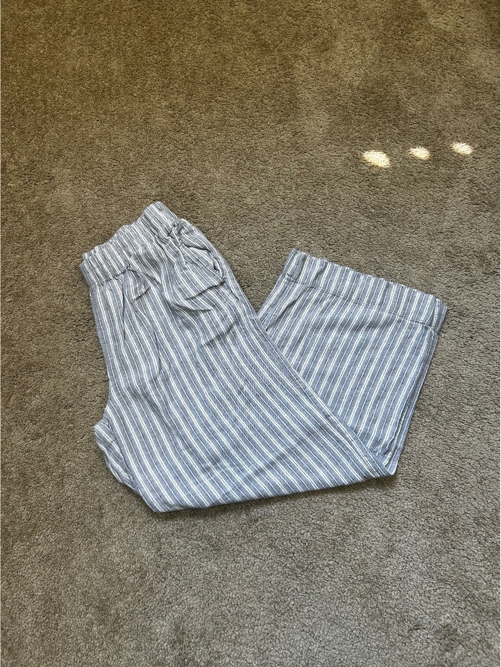 Old Navy Women's Medium High-Rise Super Wide Leg Striped Pants with Drawstring